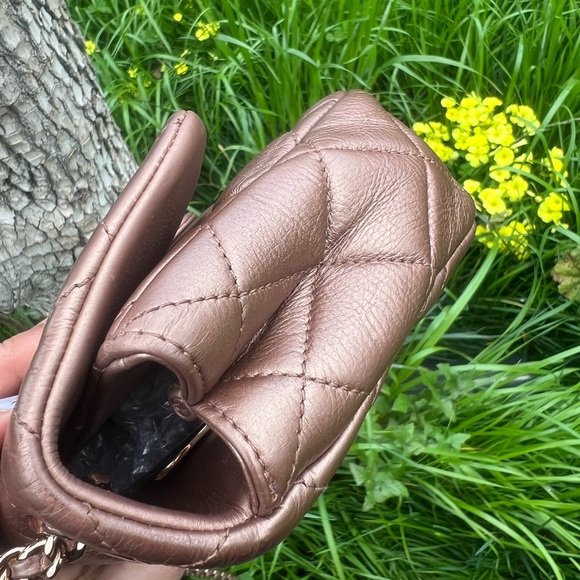 Rareš„Chanel iridescent Mini Rectangular Bronze/Copper Flap Bag - Picture 10 of 16